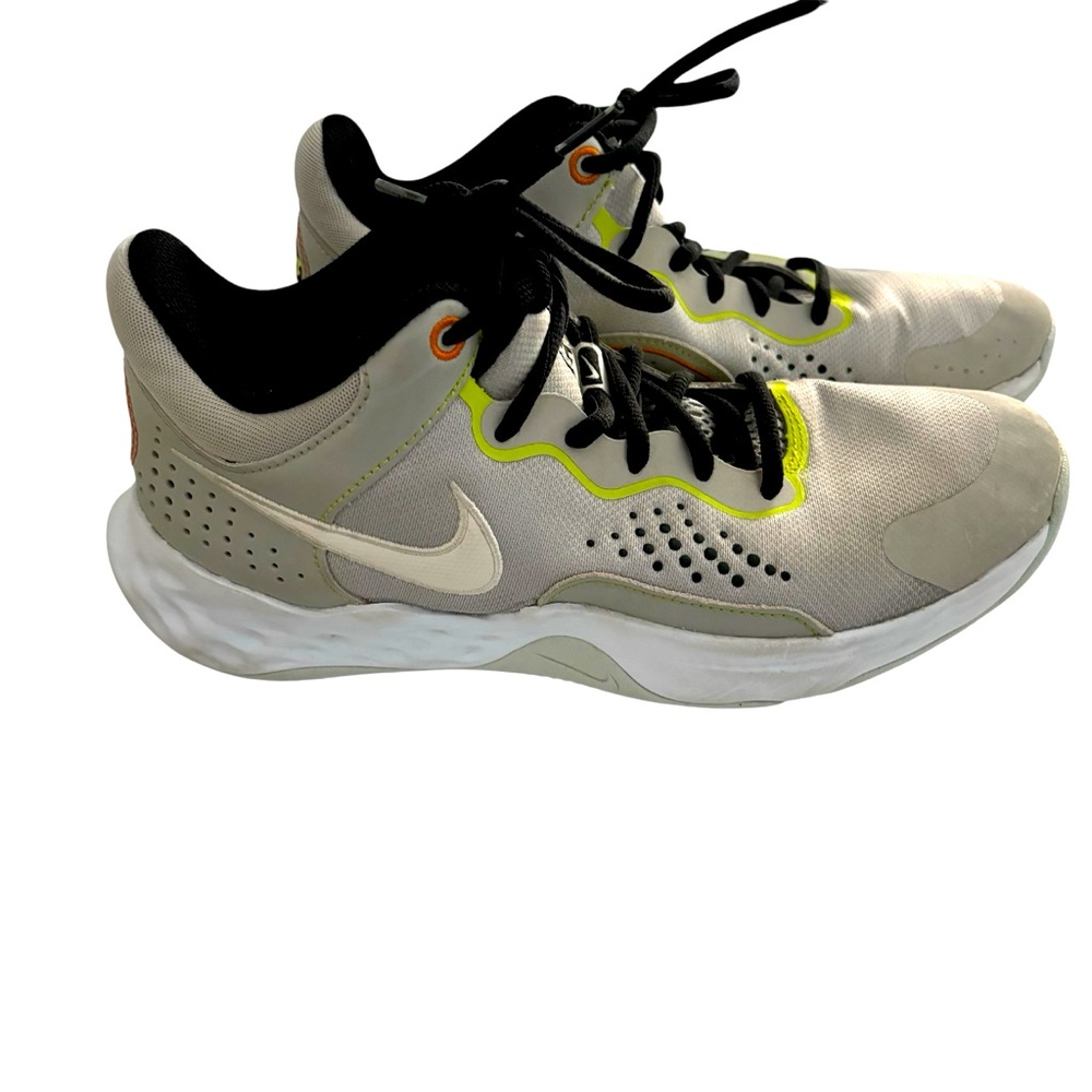Nike Men’s Fly By Mid 3 Light Iron Ore Sneakers Basketball Shoes
Size 7.5 Mesh